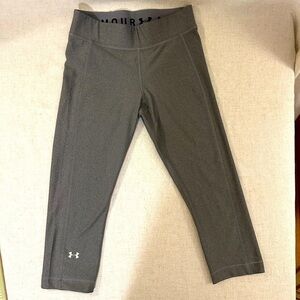 Under Armour Compression Capri Leggings Size Medium